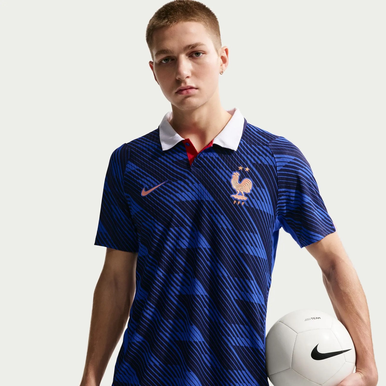 Maillot Domicile Authentique France Coupe du Monde 2026 – Image 3
