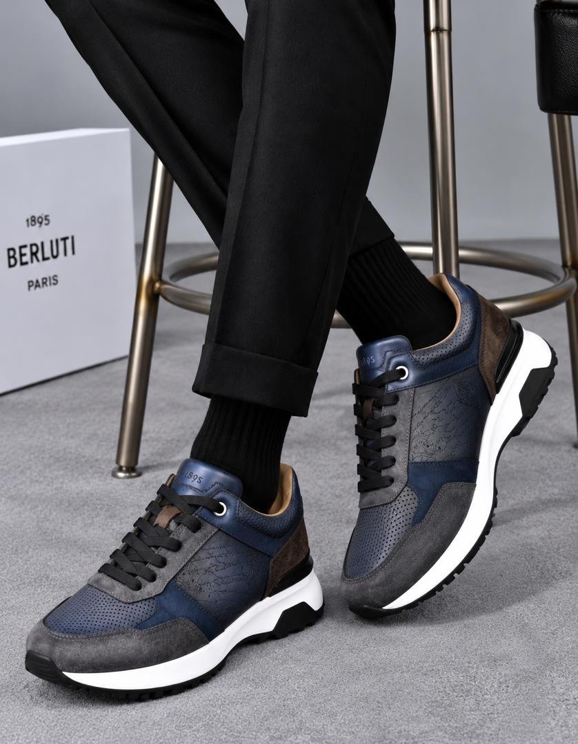 * ✨ Design élégant et haut de gamme
🐺 la gris couleffet cuir
* 👌 Finition soignée et détails perforés
* 🪢 Fermeture à lacets
* 🦶 Semelle épaisse avec bonne adhérence
* 🤝 Modèle confortable pour une utilisation quotidienne
* 👔 Facile à porter avec un pantalon, un jean ou une tenue habillée – Image 2