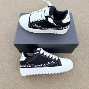 *NUMERIS* 
*Disponible*
🦶🏾*Pointure 40 à 45
           DANS SON COFFRET* 🎁