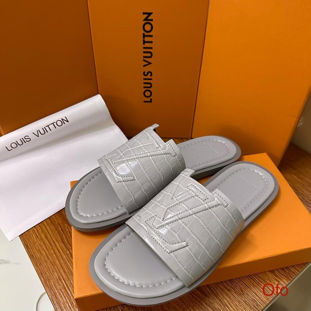 🔥 SANDALES DISPONIBLES 🔥 ✨ Qualité supérieure 100 % 👞 Matière : cuir 💎 Finition élégante, confortable et résistante 📏 Pointures disponibles : 40 à 45 👉 Messieurs, faites votre choix dès maintenant ! 📦 Disponible en quantité limitée — passez votre commande rapideme – Image 2